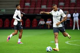 在竞争中脱 在竞争中脱